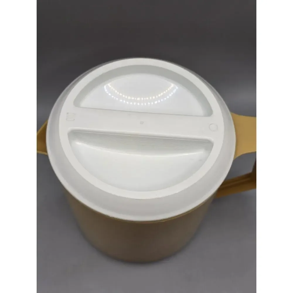 Rubbermaid vintage 1970s